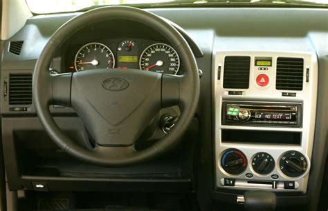 HYUNDAI GETZ - hyundai-getz_interior_1.jpg