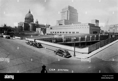 Central Station Montreal 1945 Stock Photo - Alamy