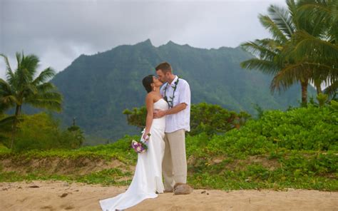 Best Kauai Wedding Beaches