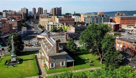 DOWNTOWN YONKERS: Just North Of The Bronx Along The Hudson River ...