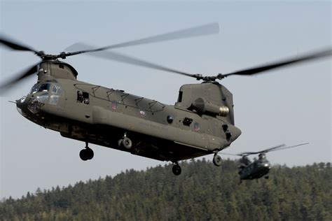 CH-47D Chinook | Military.com