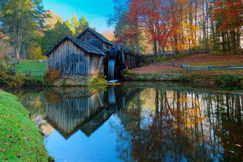 Blue Ridge Parkway | Fall Color 2018