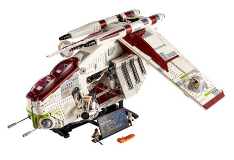 Get 13% off LEGO Star Wars 75309 Republic Gunship at Zavvi