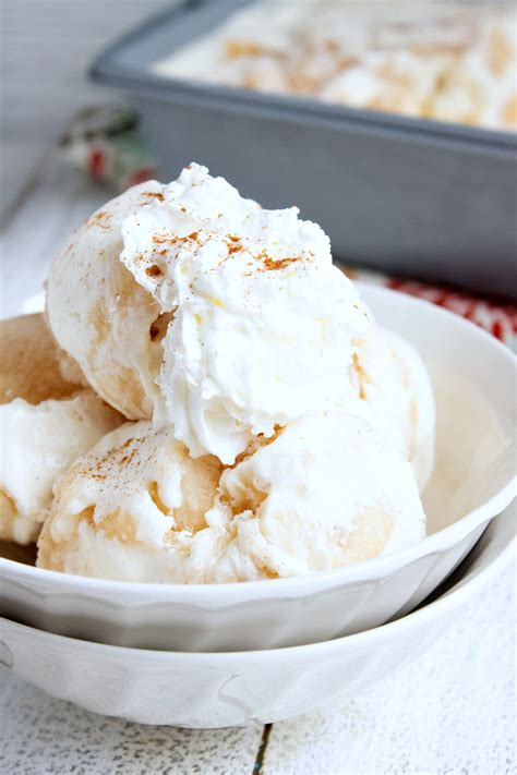 No Churn Apple Pie Ice Cream Recipe - Mama Likes To Cook