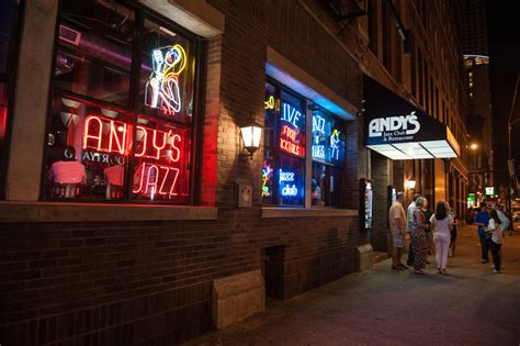 13 best jazz clubs in Chicago for a swinging night out