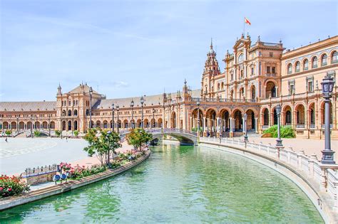 THINGS TO DO IN SEVILLE, SPAIN: THE CAPITAL OF ANDALUSIA