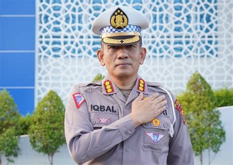 Peran Penting Polisi Lalu Lintas Hadir di Tengah Masyarakat | Nukilan