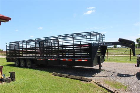 CM GOOSENECK CATTLE TRAILER