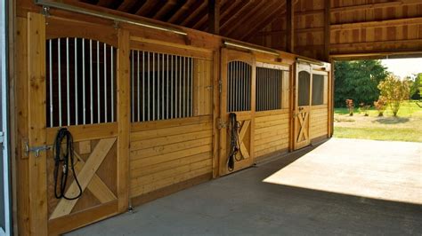 Best Horse Barn Designs and Tips For Small Farms