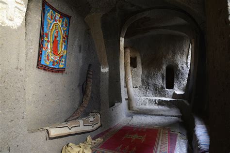 Asheton Maryam Monastery - Inside (2) | Lalibela | Pictures | Ethiopia ...