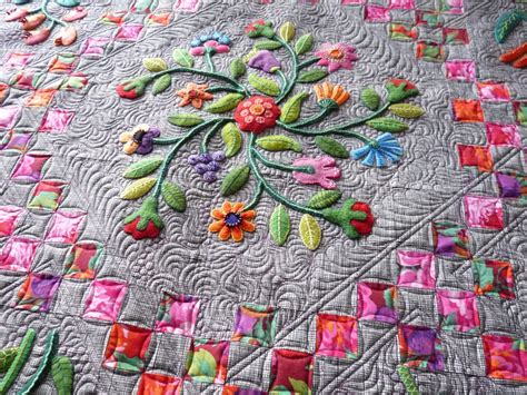 Sewing & Quilt Gallery: Wonderful Wool Applique Quilt | Wool applique ...