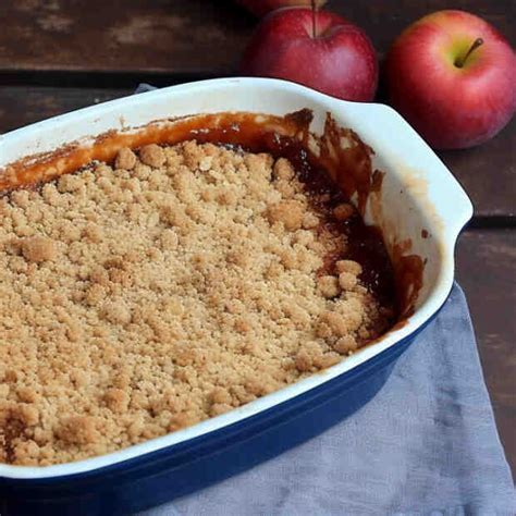 Mary Berry Apple Crumble with Walnut Crunchy Topping