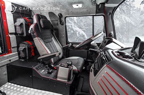 Mercedes-Benz Zetros 6x6 Gets Opulent Interior From Carlex - Photo ...