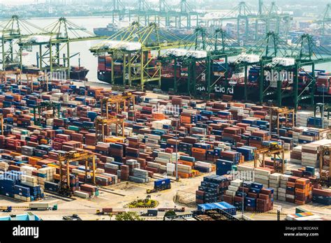 Container Port, Singapore Stock Photo - Alamy