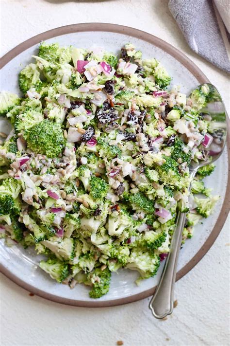 Healthy Broccoli Salad (No Mayo!) - Hummusapien