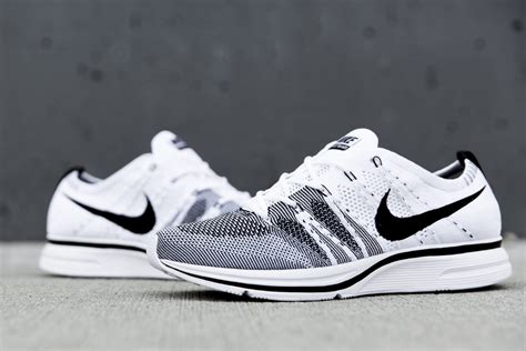 Nike Flyknit Trainer White/Black "Cookies and Cream" // Release Date