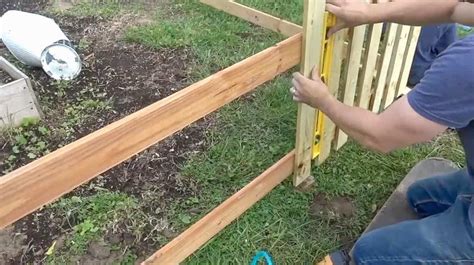 How To Build A Wood Picket Fence - Northernpossession24