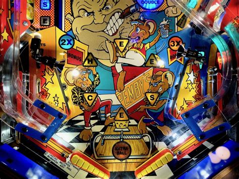 Tilt Pinball Bar | Minneapolis, Minnesota | Minnevangelist