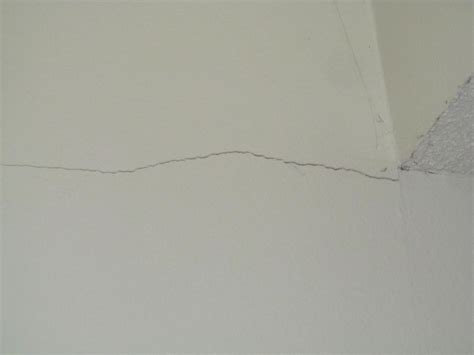 What Causes Cracks In Walls And Ceilings ~ Best Wallpaper Haley