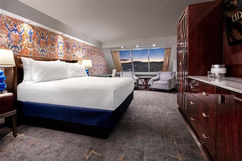 Pyramid Premier King Room at Luxor Hotel and Casino | Las Vegas Suites