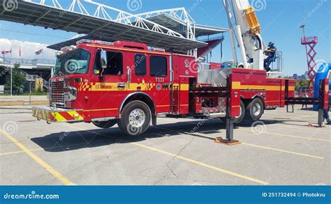 Fire Truck Firefighting Aerial Apparatus in Toronto Editorial Stock ...