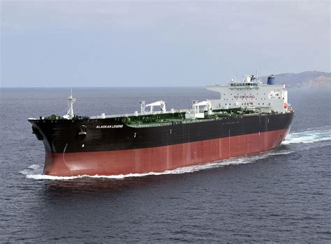 Oil tanker cargo ship - BP TANKERS - General Dynamics NASSCO - VLCC