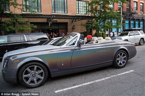 50 Cent cruises around NYC in custom Rolls-Royce | Daily Mail Online