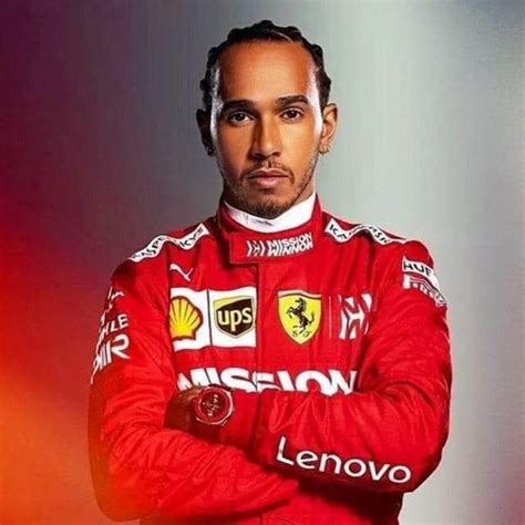 Hamilton joins Ferrari