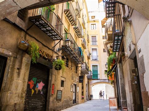 Discover Barcelona Through the City's Most Beautiful Streets