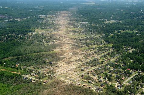 The path of an EF4 tornado that ripped through the Birmingham, Alabama ...