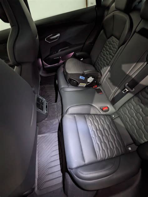 E Tron GT and child seats : r/Audi