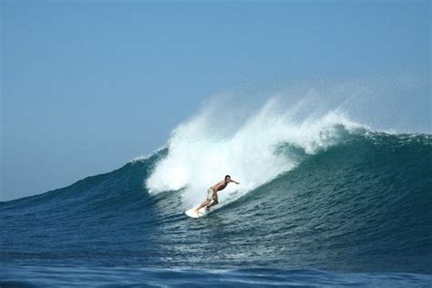 Surfing in Uluwatu. Bali | THIS ISLAND LIFE