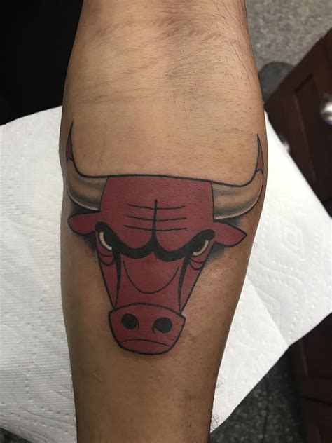 Chicago Bulls logo tattoo | Bull tattoos, Chicago bulls tattoo, Dragon ...