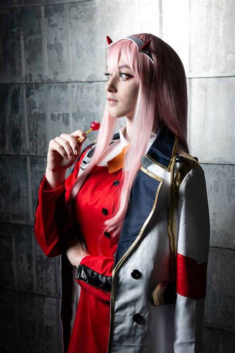 Zero Two Cosplay – Telegraph