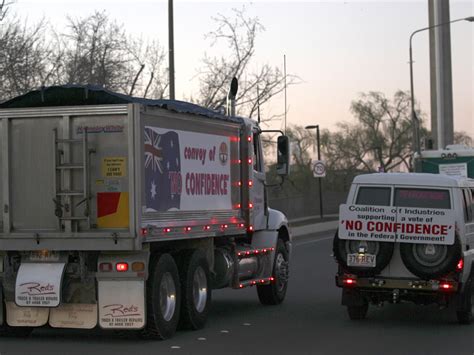 Jambu Bol Cemet: Unusual Convoy - Truck convoys Anti-Government in ...