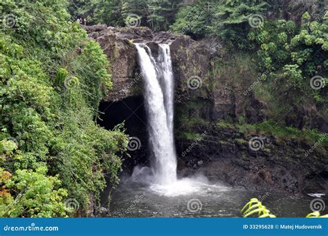 Rainbow Falls (Big Island, Hawaii) Royalty Free Stock Photos - Image ...