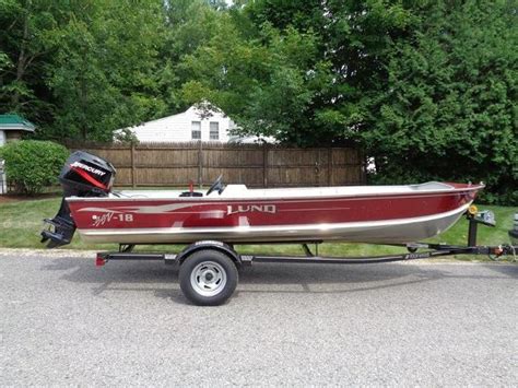 2001 Lund SSV-18 Alaskan | 18 foot 2001 Lund Fishing Boat in Center ...