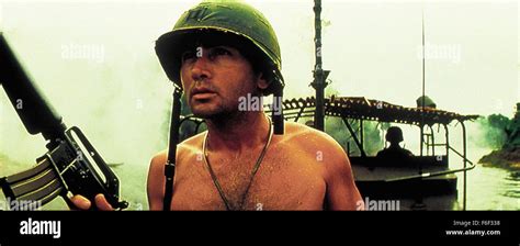 Martin sheen apocalypse now hi-res stock photography and images - Alamy