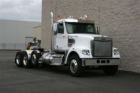 Truck Tractor - Danella Companies