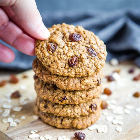 chewy oatmeal raisin cookies with molasses