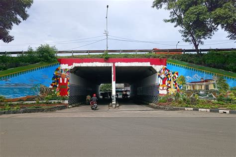 Saat Mural di Terowongan Cakung Timur Jadi Tempat "Selfie"