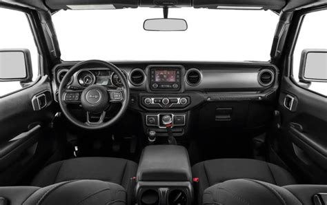 2020 Jeep Wrangler Interior | Bert Ogden Chrysler Dodge Jeep Ram ...