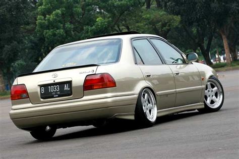 japanese custom cars: Toyota Corolla Barbarossa AE111