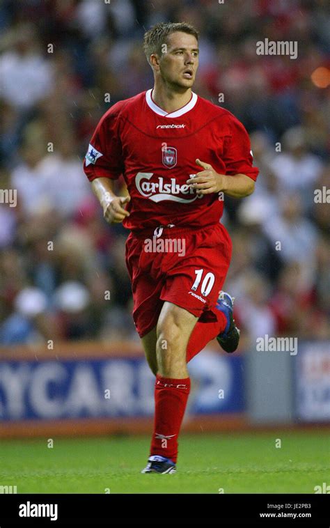 MICHAEL OWEN LIVERPOOL FC ANFIELD LIVERPOOL 30 July 2002 Stock Photo ...