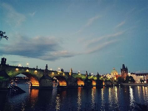 Charles bridge at night | Smithsonian Photo Contest | Smithsonian Magazine