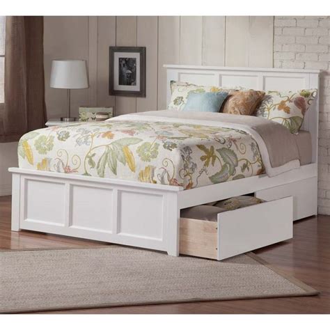 White Queen Platform Bed With Drawers - Property & Real Estate for Rent