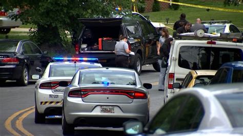 Suspect accused of stabbing 4 in Maryland fatally shot by police