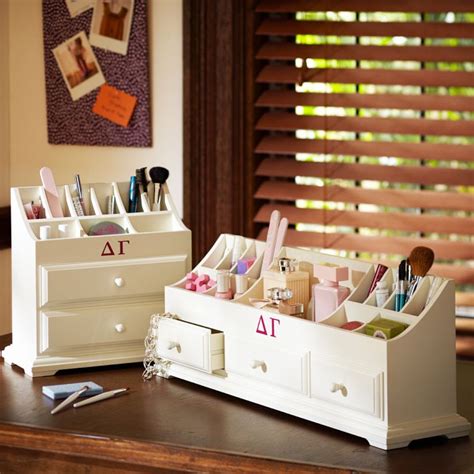 20+ Clever Makeup Organizers & Storage Ideas For Small Spaces ...