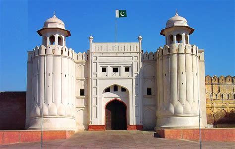 Lahore Fort, Lahore | Mughal Architecture, World Heritage Site