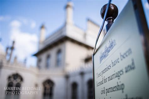 Brighton Pavilion wedding for Justine and Paul by Martin Beddall